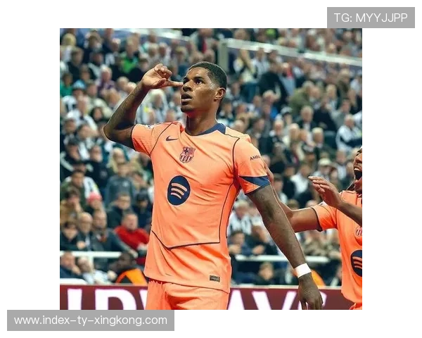 拉什福德重拾射门感觉，巴萨锋线重生，拉什福德 巴萨